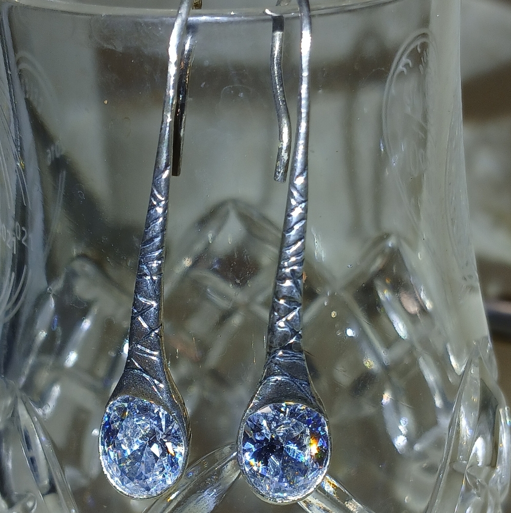 ✨️Silpada Falling Star Cubic Zirconia Earrings in Sterling Silver ✨️